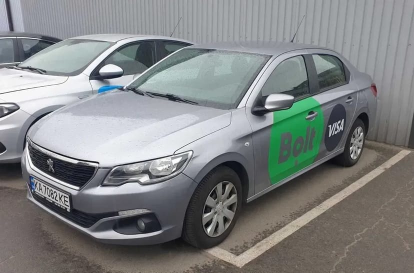 Авто під таксі та особисті цілі 2017року 9л газу/100км
