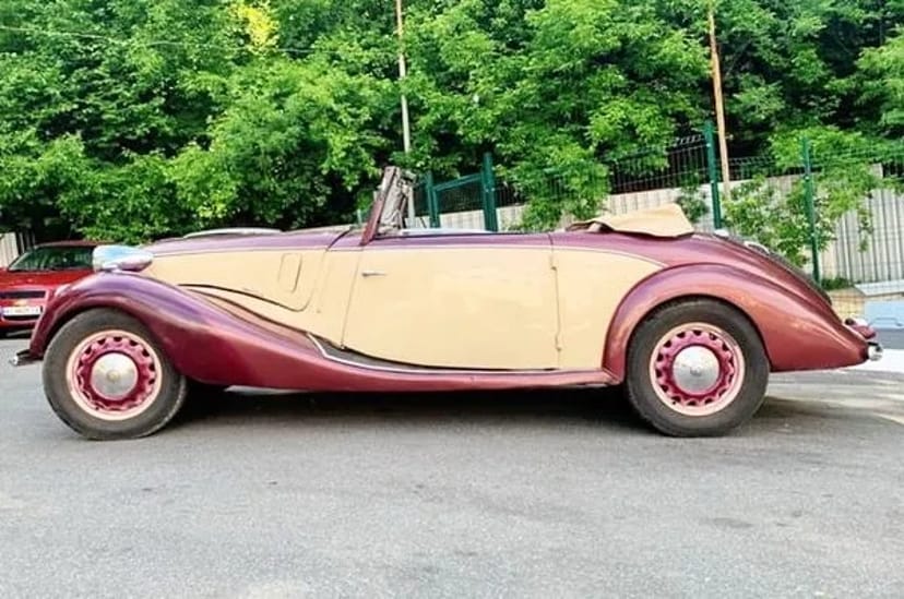 197 Ретро кабріолет на весілля зйомки Fiat Topolino