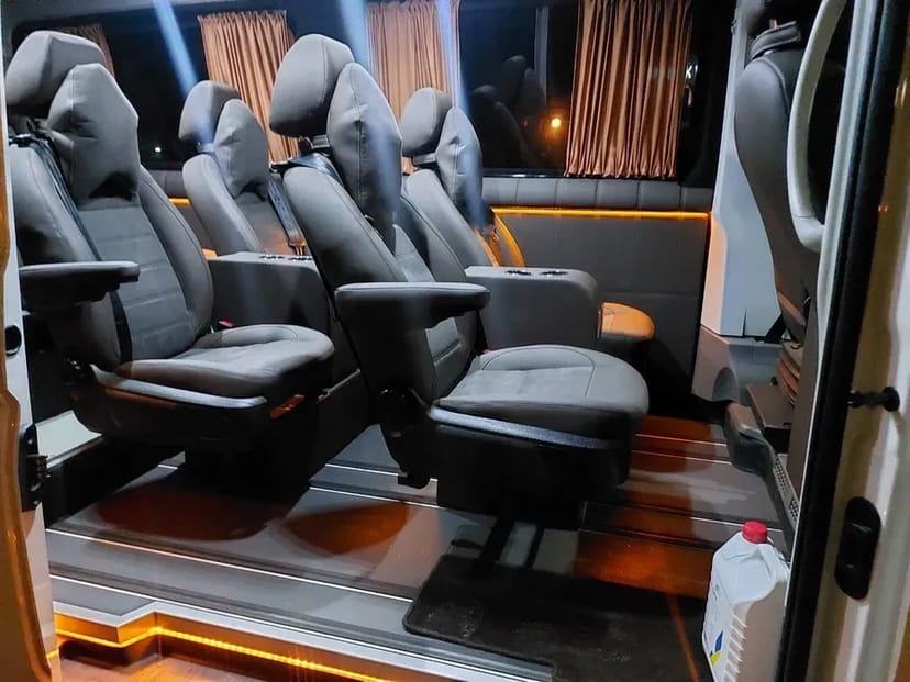 Пасажирські перевезення, трансфер Польща, Молдова, Румунія, Болгарія. Від 1$ / км