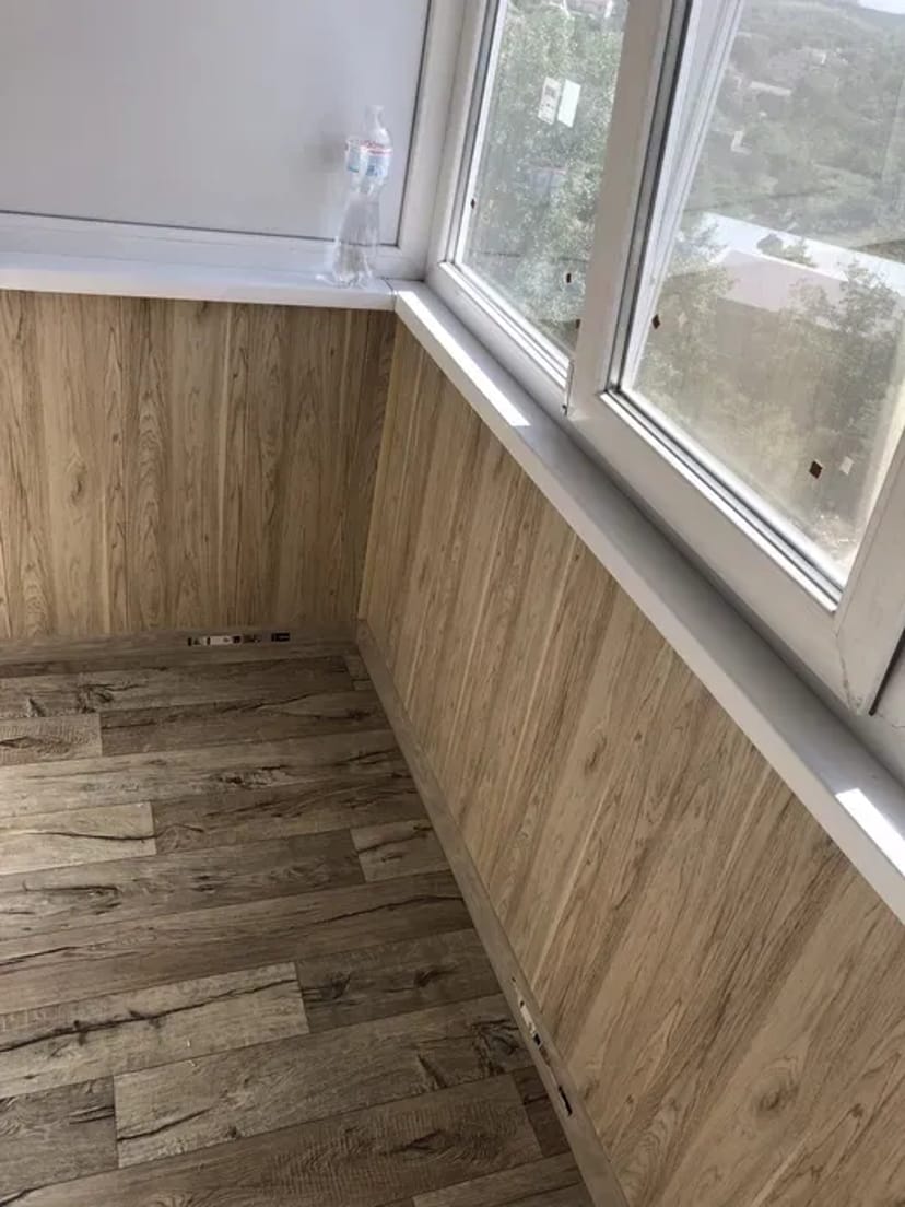 Професійна обшивка та утеплення балконів: створюємо затишок і тепло у вашому домі