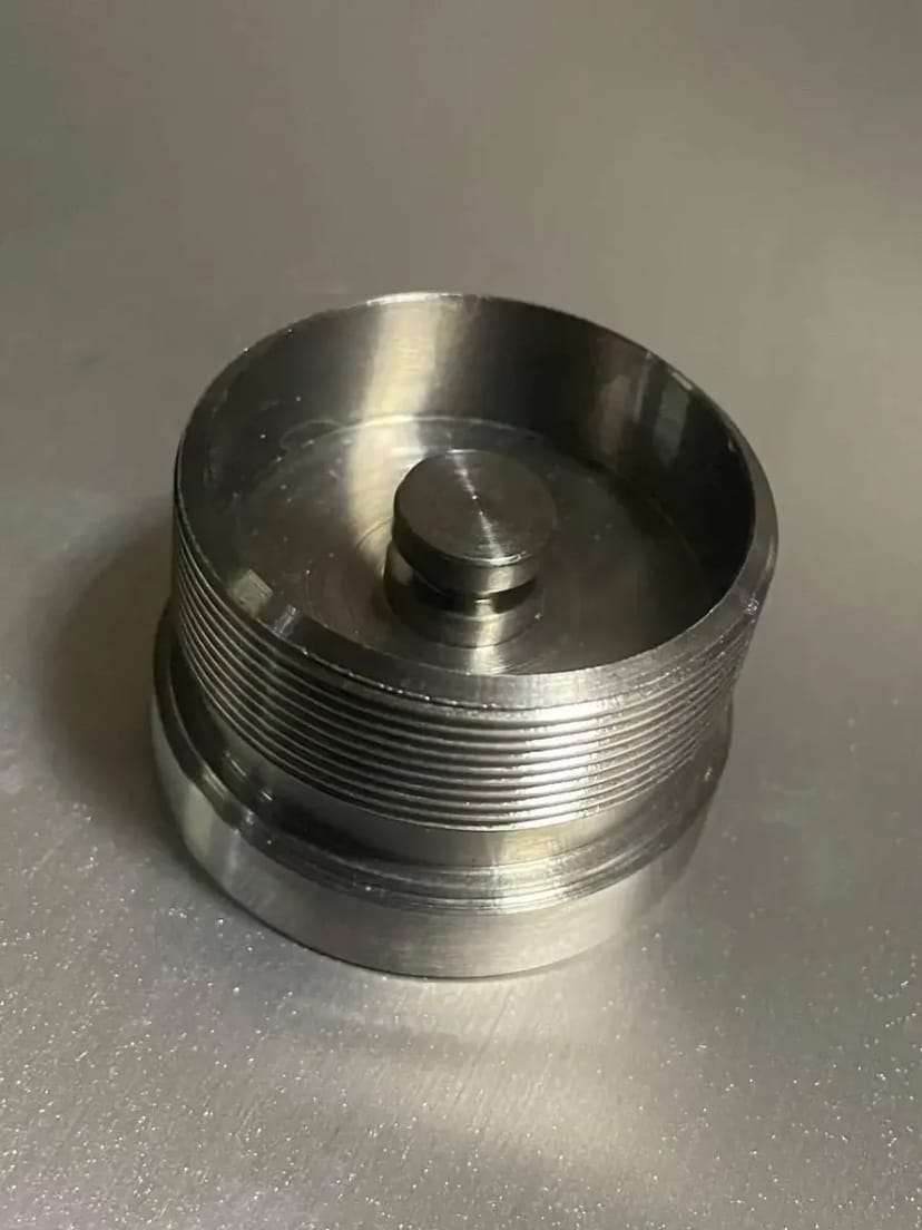 Токарні та фрезерні роботи будь-якої складності: якісна обробка металу та термообробка!