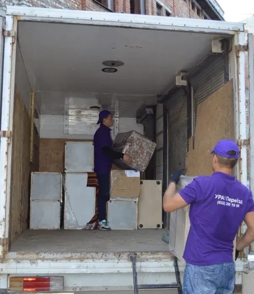 Вантажні перевезення + є ВАНТАЖНИКИ. Ціни ПОМІРНІ. Бортова машина !!