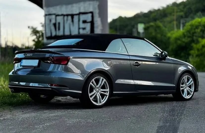 416 Audi A3 кабріолет без водія