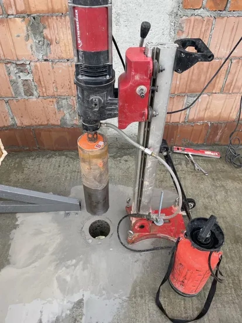 Алмазне буріння/свердління/бетону/цегли у Львові та області