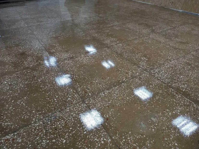 Шліфування Обеспилювання Ремонт та відновлення бетонних підлог