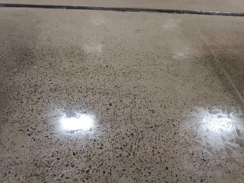 Шліфування Обеспилювання Ремонт та відновлення бетонних підлог