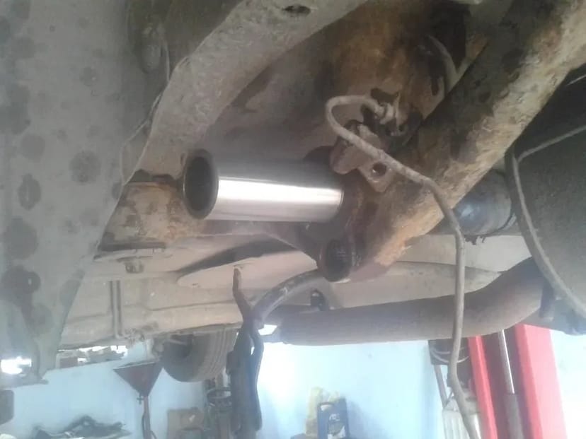 Професійний ремонт задньої балки Peugeot 206 з гарантією та якісними запчастинами