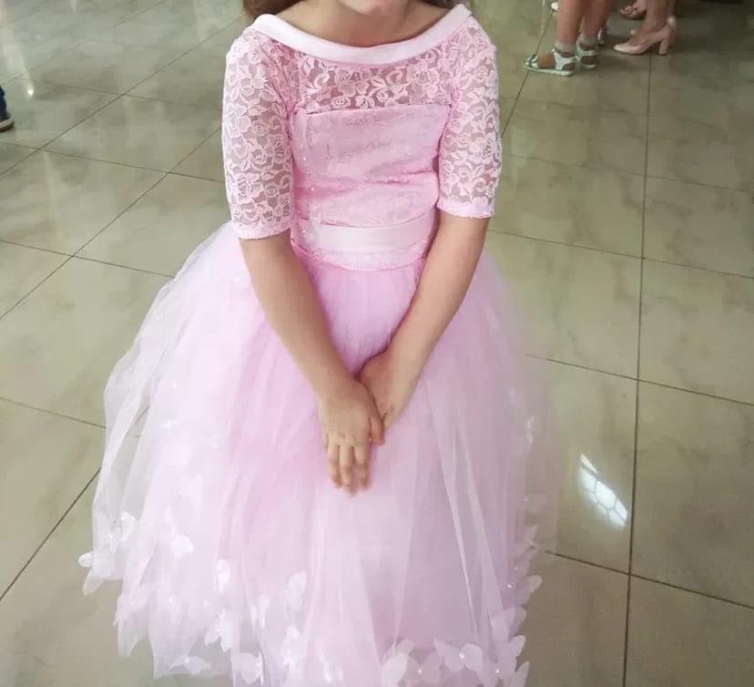 Плаття на випускний