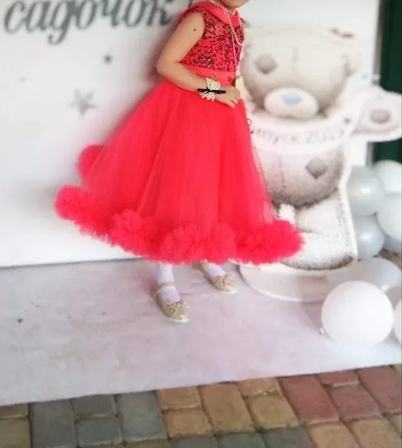 Плаття на випускний