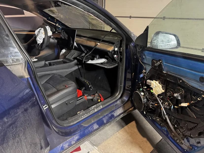 Сервіс тесла ремонт tesla service відновлення тесла