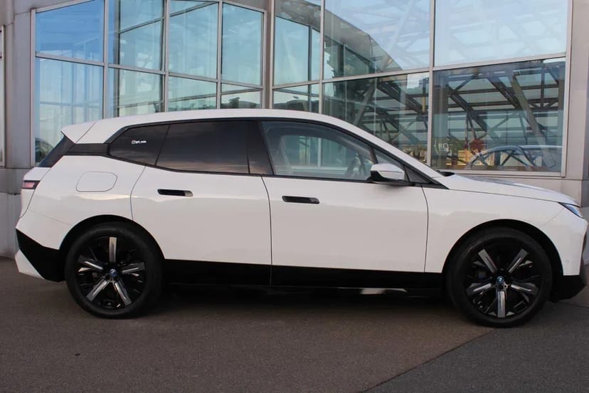 BMW iX 50 (2022). Потужний Електромобіль. Повний Привід, Максимальна Комплектація!