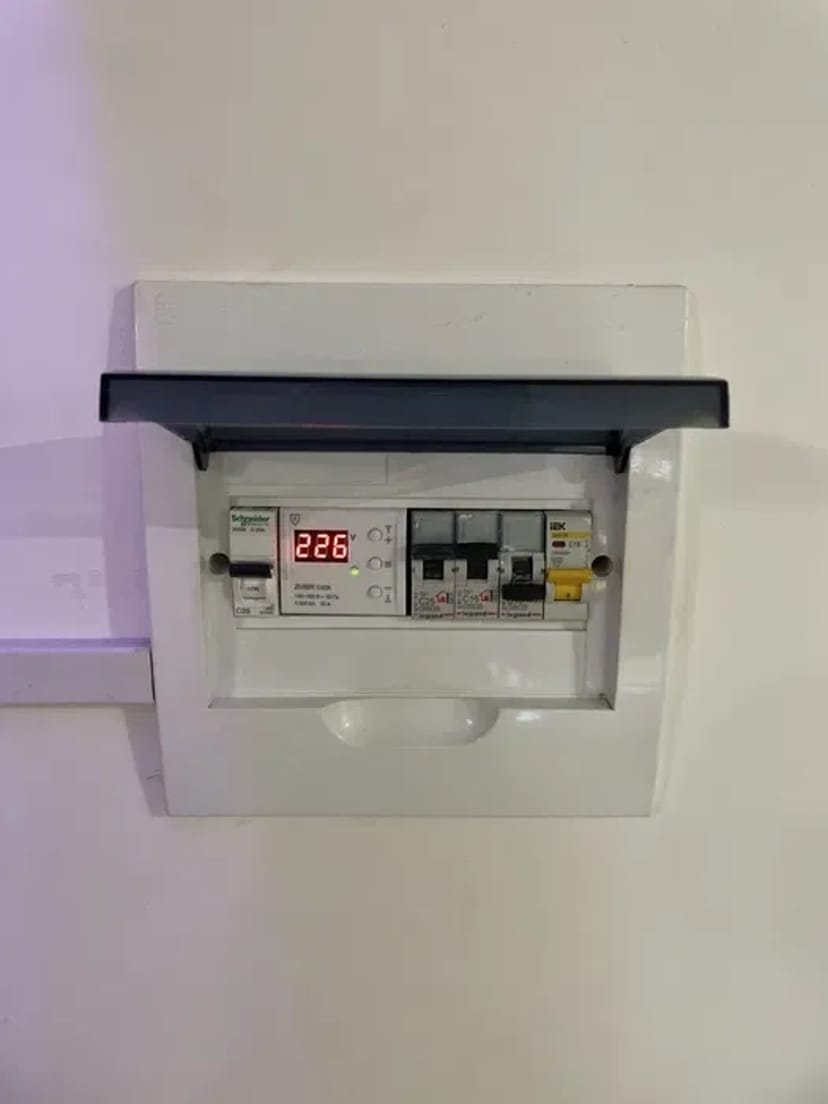 Електромонтажні роботи та діагностика мереж швидко і якісно