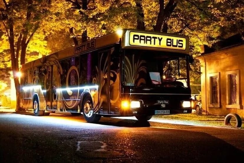 064 Замовити Party Bus Golden Prime на дівич-вечір