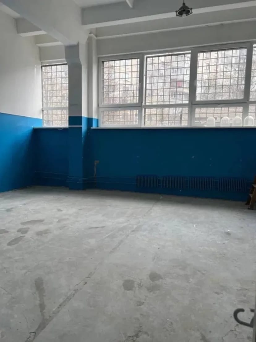 Офісні приміщення, зручна локація біля метро