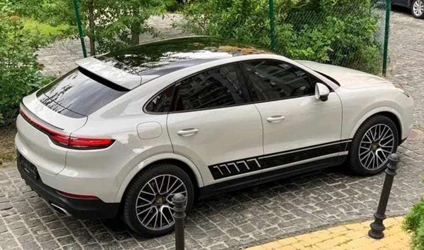 417 Porsche Cayenne Coupe на весілля з водієм