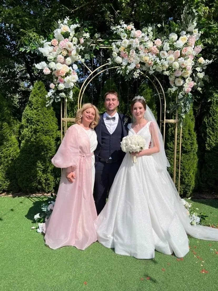 Ведуча Анна Воскрес — ваше свято буде незабутнім!!!