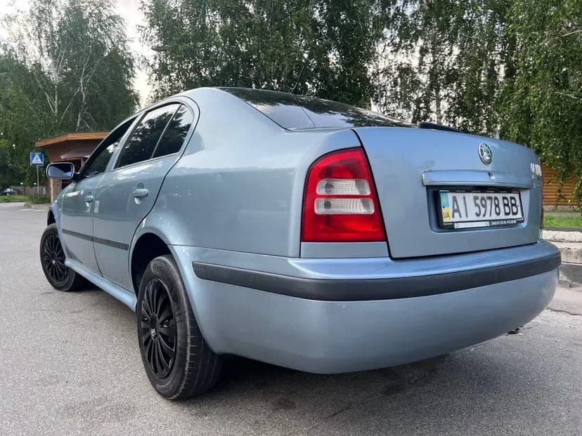 Skoda Tour 1.6 газ/бензин