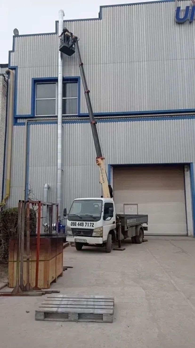 Автовишка з грузовою лебідкою до 0,5 т