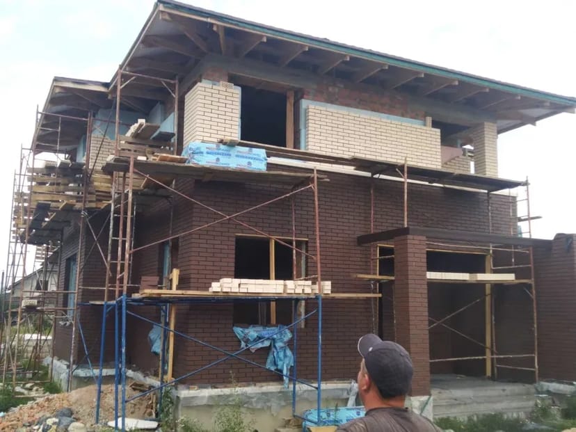 Будівництво будинків під ключ. З бомбосховищем. Київ і область.