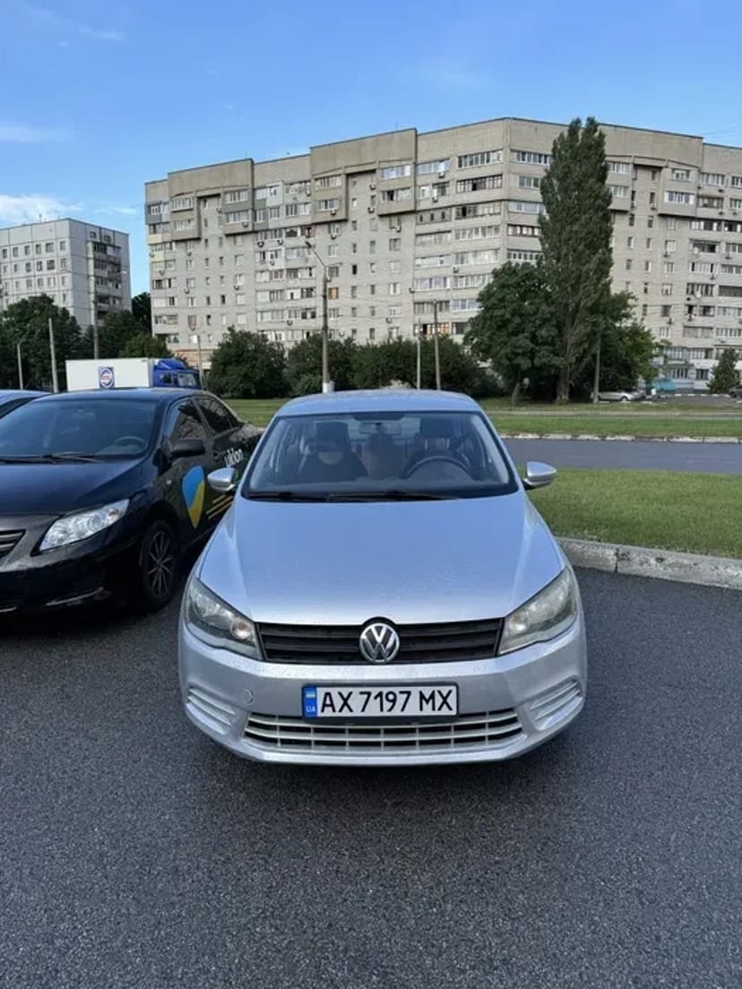 Большой выбор авто под такси: от эконома до комфорт плюс (Camry, Jetta, Corolla, Fiesta). Звоните!