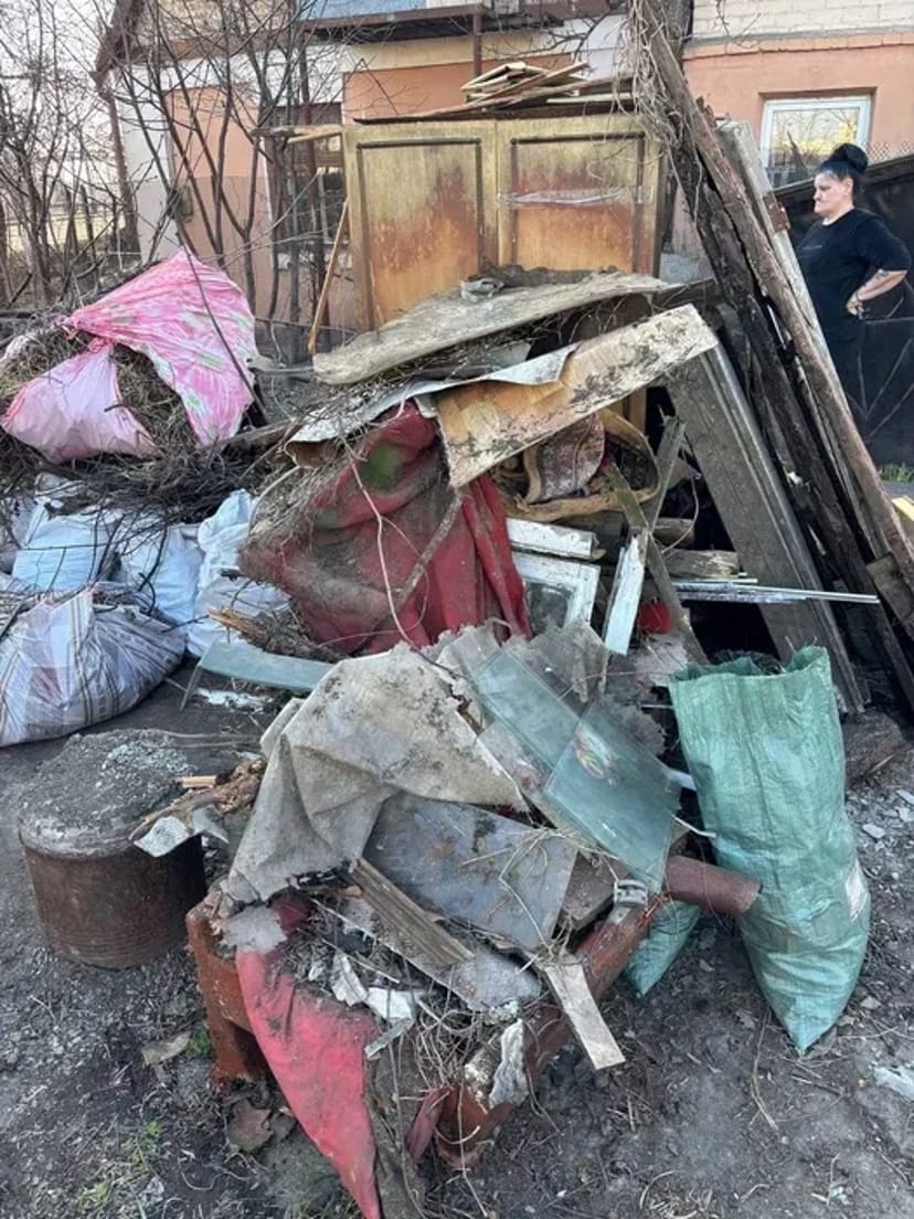 Вивіз сміття . Вивіз хламу . Вивіз строй мусора . Працюємо кожного дня.