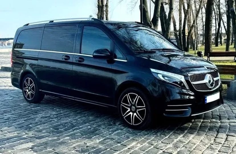 074 Mercedes Benz V Class мікроавтобус на весілля з водієм