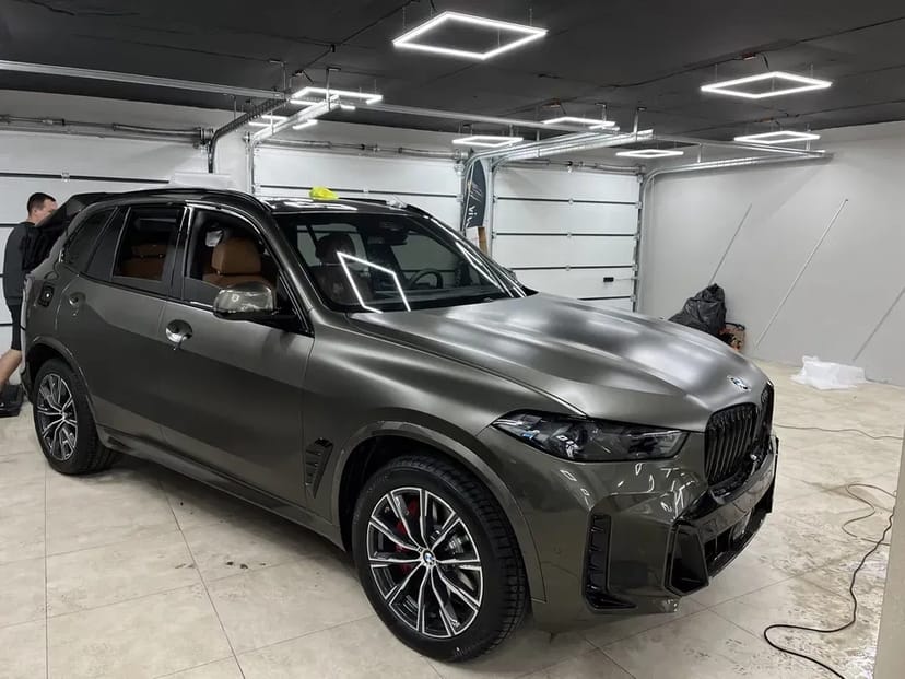 Оклейка авто плівкою