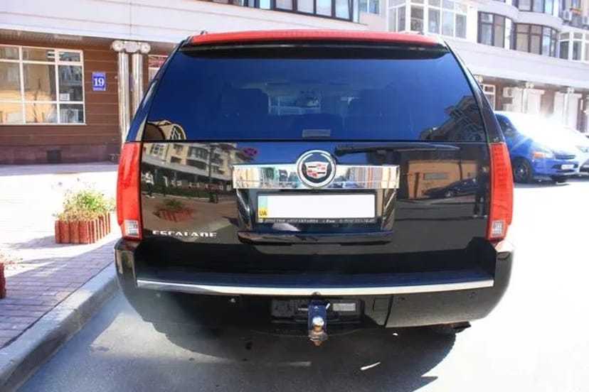 245 Позашляховик на весілля Cadillac Escalade з водієм