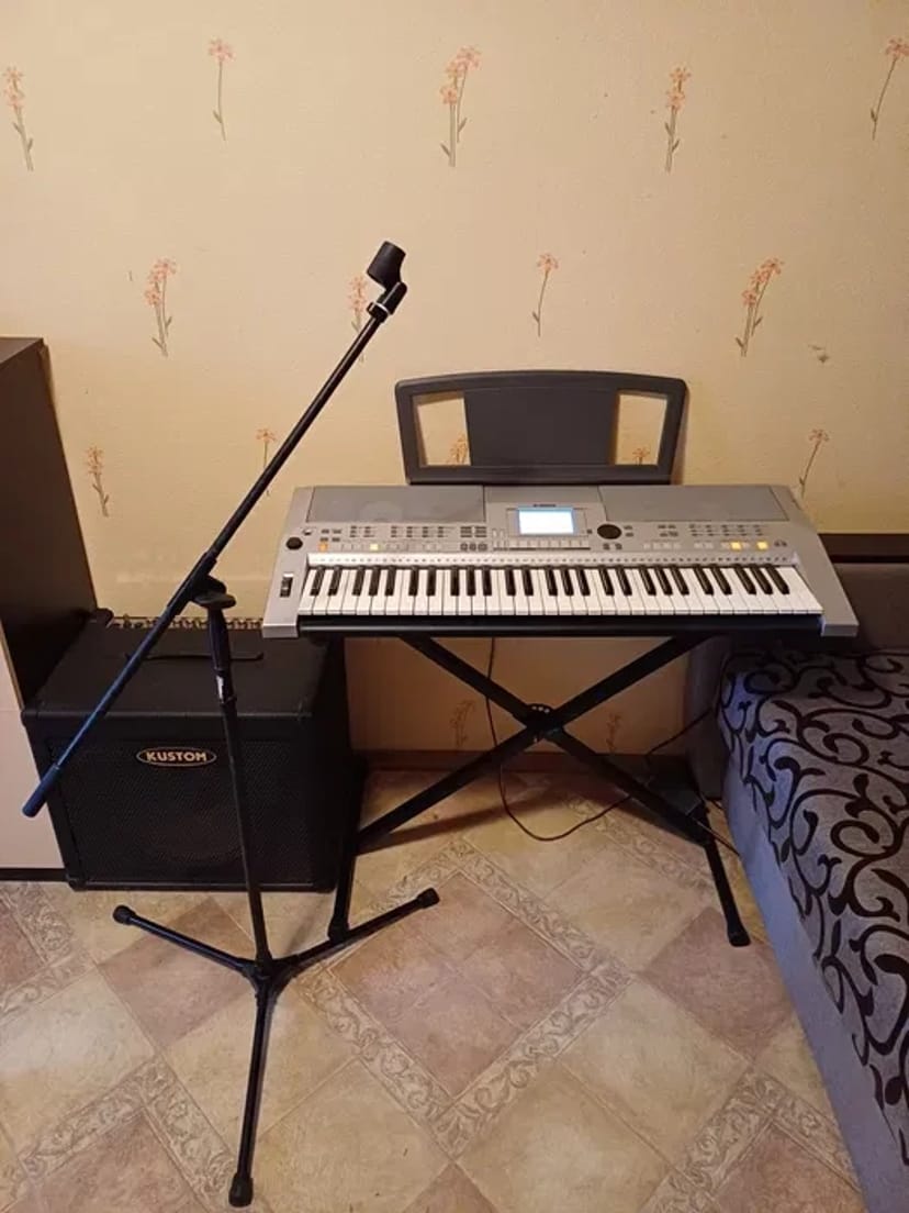 Синтезатор YAMAHA PSR S 500
