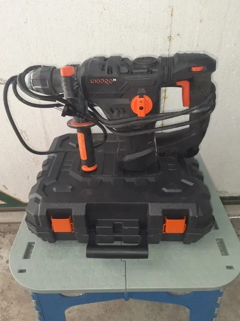 Інструмент, єлектроінструмент