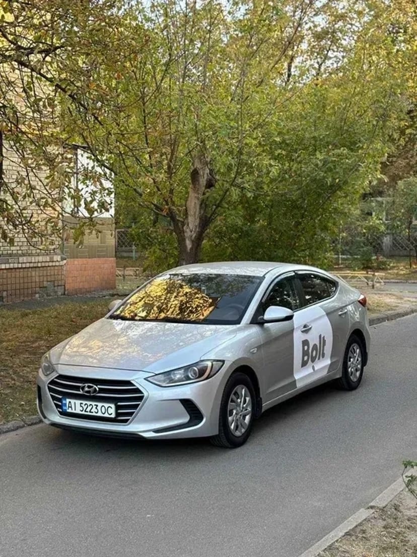Авто під таксі. АКПП.Ліцензія.