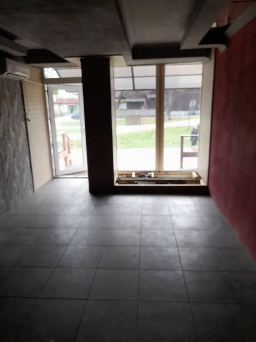 Фасадне приміщення 20 м2 в Оболонському районі