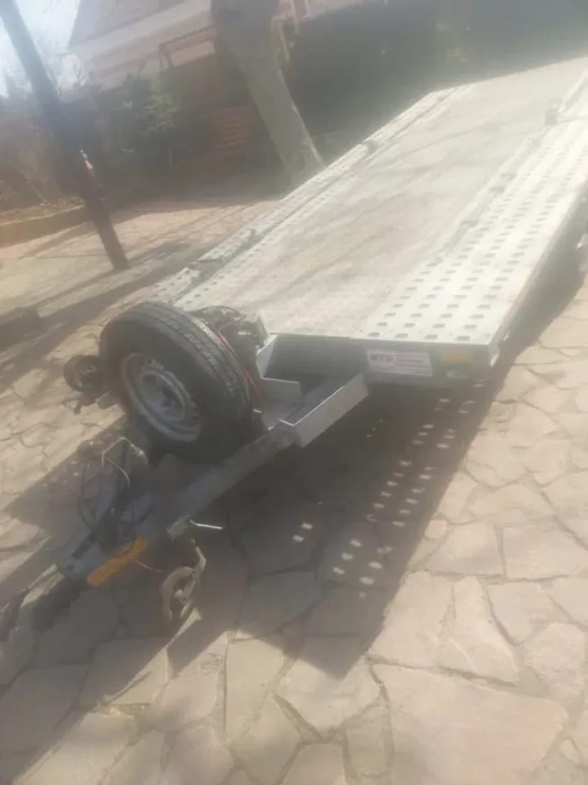 Лафет з потужною електролебідкою