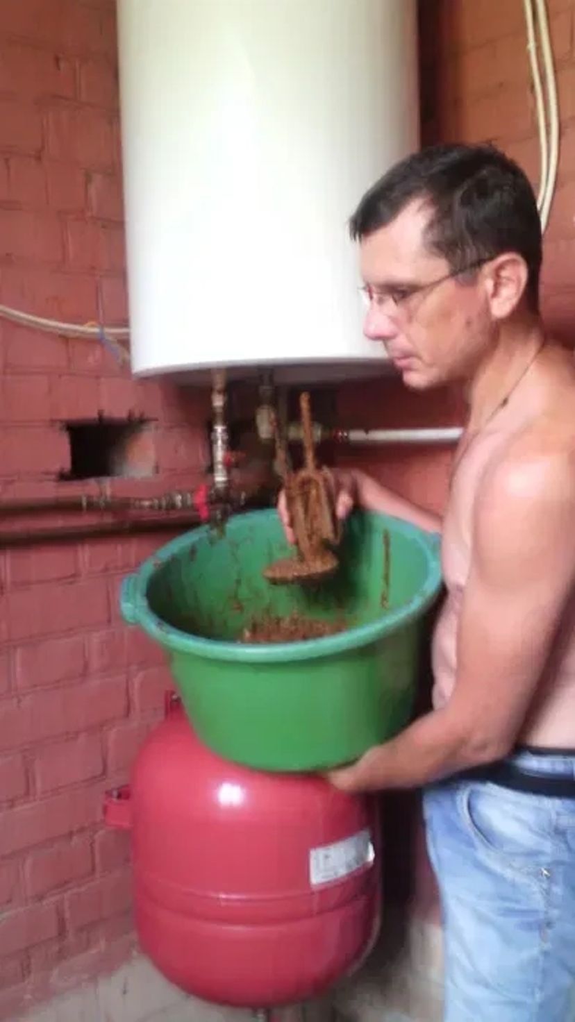 Бойлер не гріє? Телефонуйте - полагодимо сьогодні! Чистка ремонт та обслуговування бойлерів.