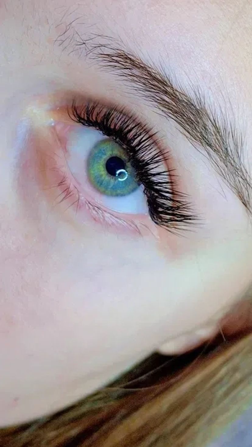 Нарощення вій. Корекція брів. Р-н Жадова 500 грн.!