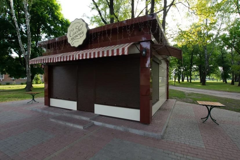 ПРОФЕСІЙНЕ виробництво павільйонів торгових кіосків, кав'ярня, кафе.