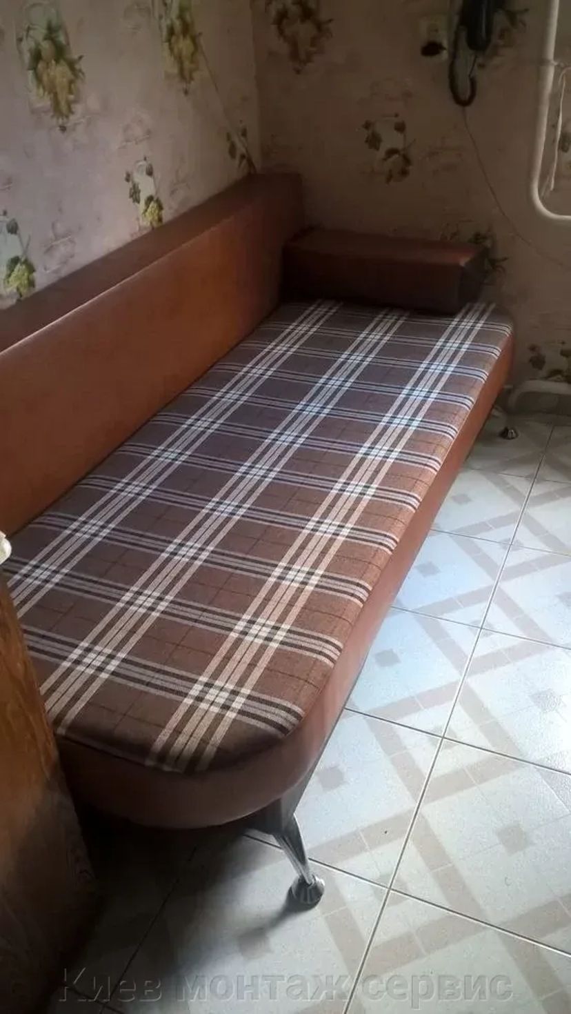 Перетяжка меблів, диван, ліжко Київ, Бровари. Якісно та швидко.