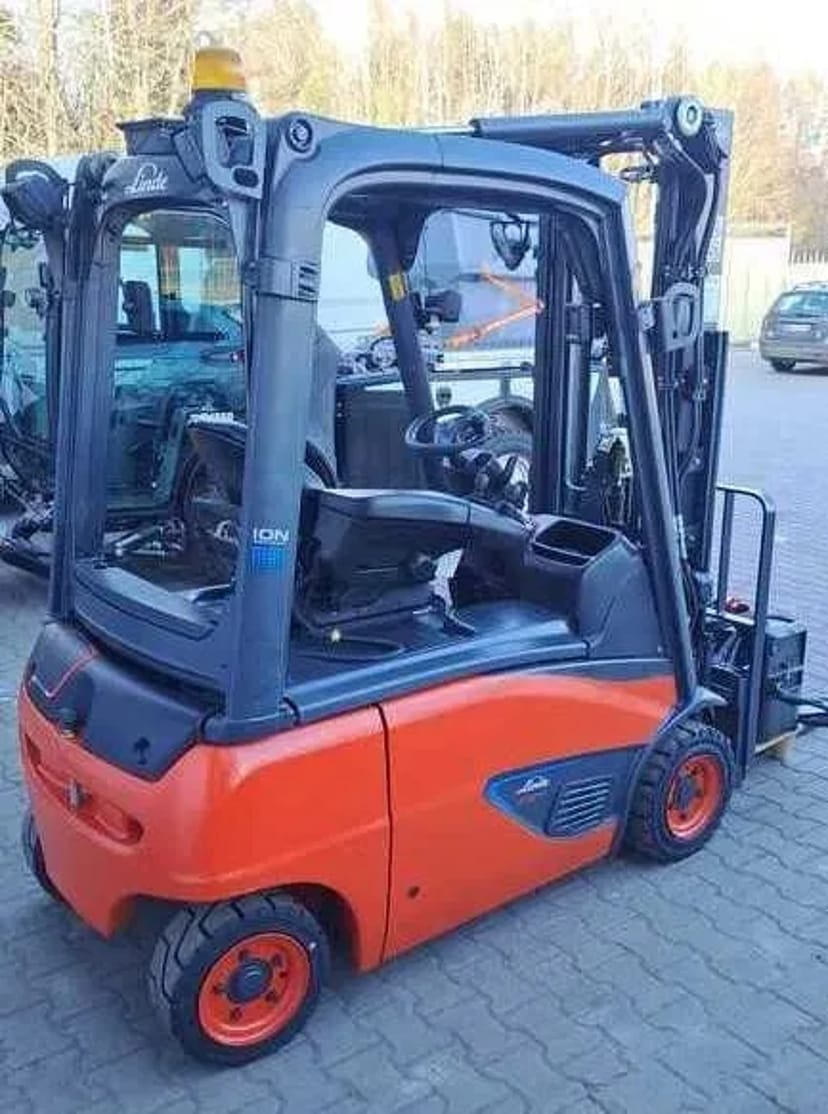 Вилковий навантажувач кара погрузчик LINDE E16P акб Літієва LION