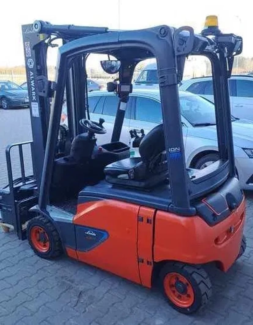 Вилковий навантажувач кара погрузчик LINDE E16P акб Літієва LION