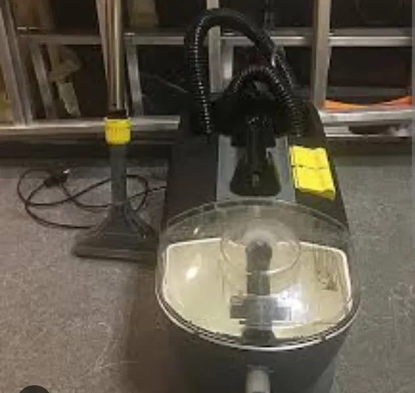Миючий пилосос хімчистка kerher