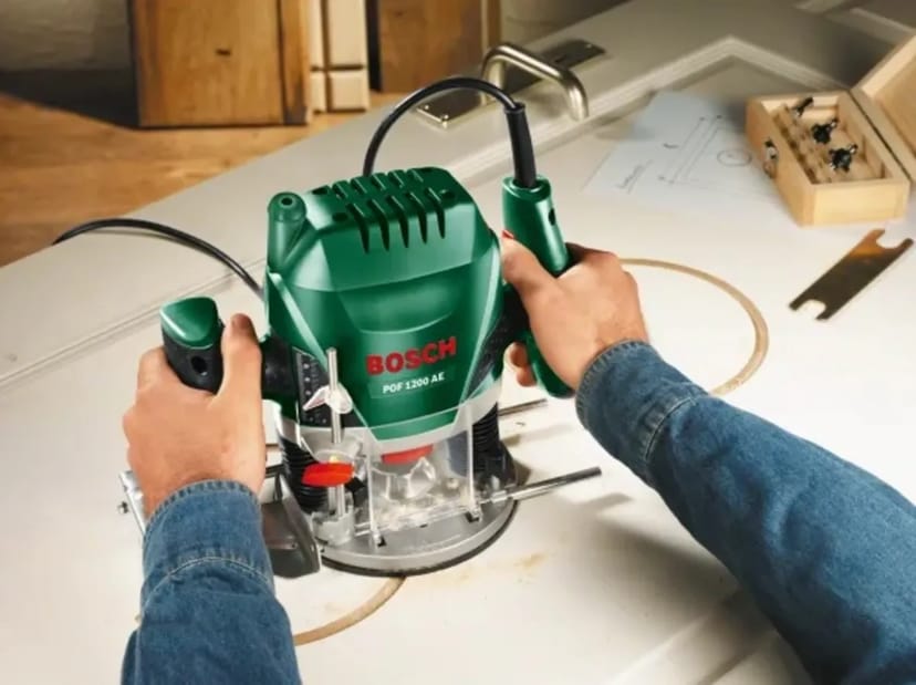 Вертикальний фрезер BOSCH POF 1200 AC