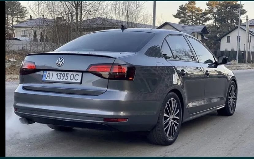  Авто VW Jetta 2015 Газ бензин