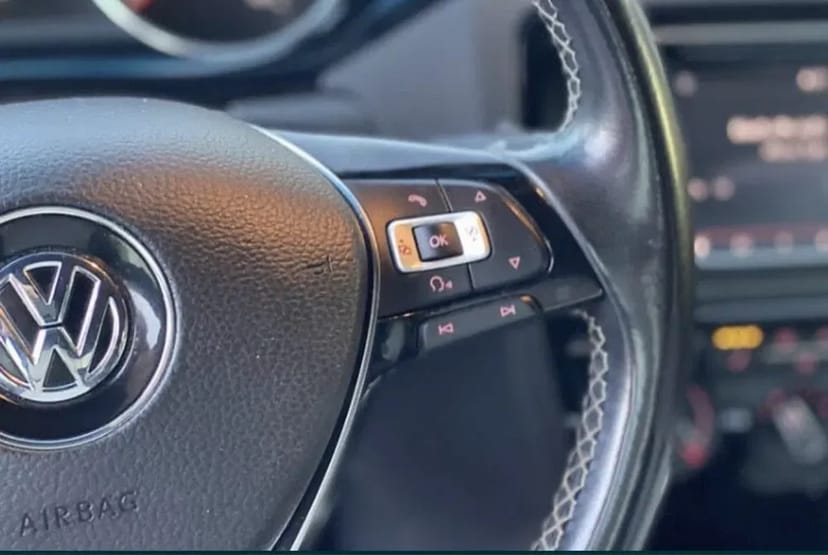  Авто VW Jetta 2015 Газ бензин
