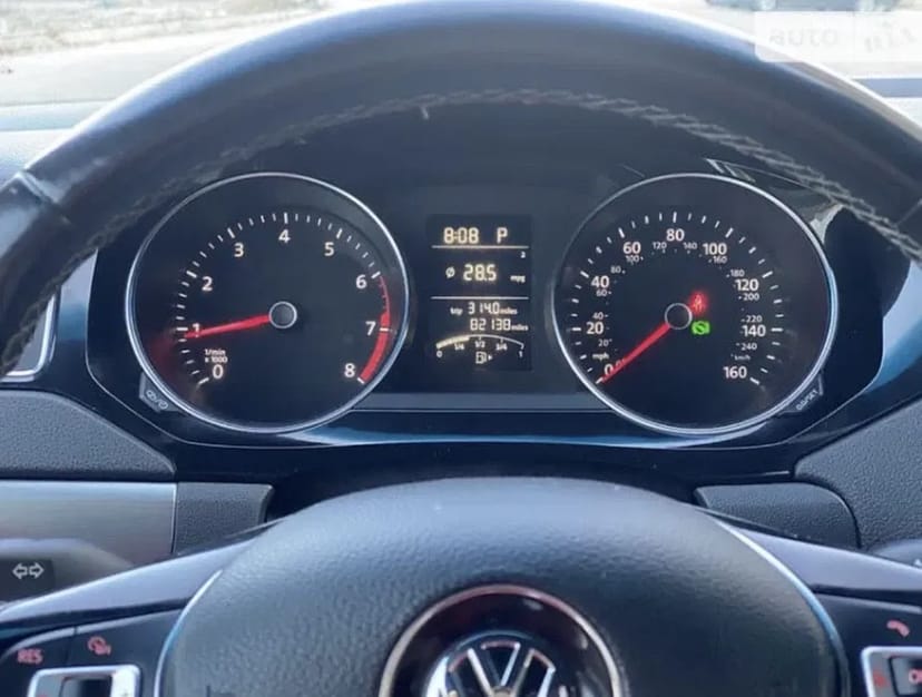  Авто VW Jetta 2015 Газ бензин