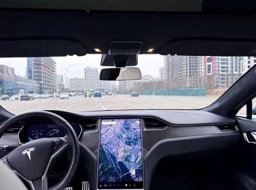 229 Авто на весілля Tesla Model S Performance чорний