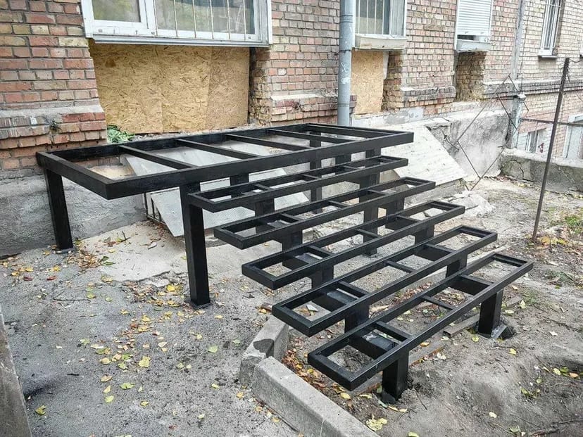 Вхідні групи, Сходи зовнішні, Козирки, Перила, Пандуси