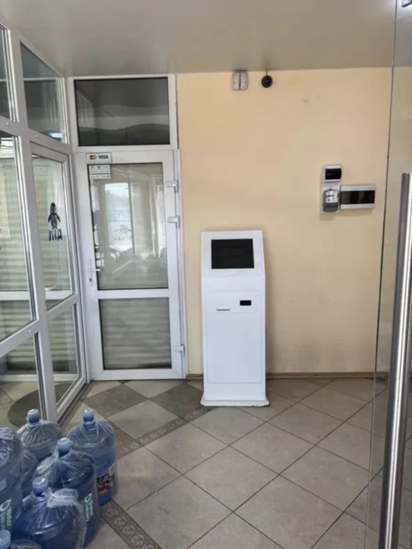 Комерційне приміщення - підійде для ведення різних видів бізнесу