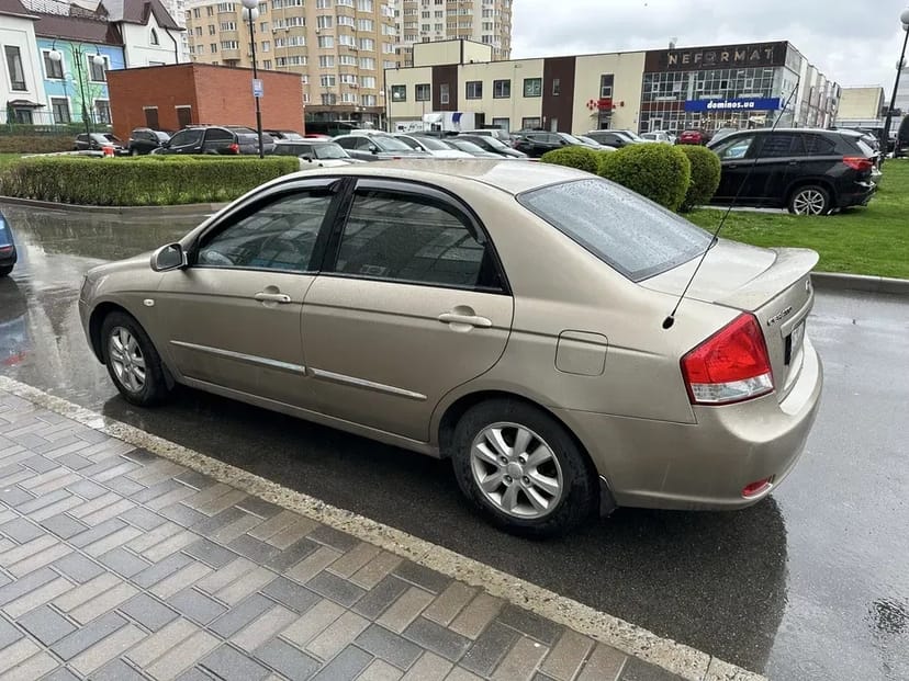 Авто Kia Cerato 2007 1,6 газ