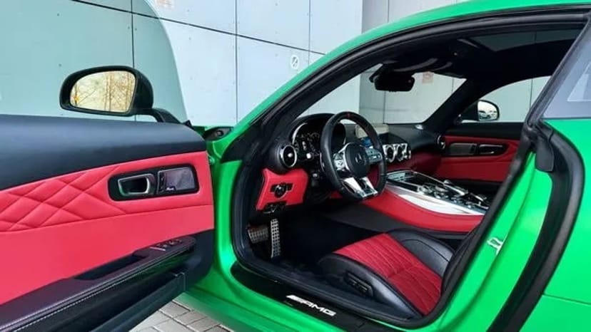 079 Mercedes Benz AMG GT Coupe без водія в Києві