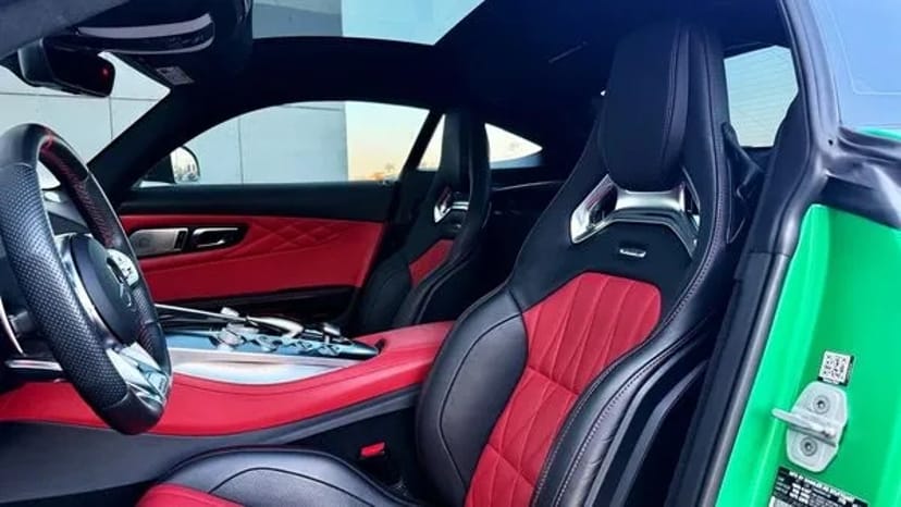 079 Mercedes Benz AMG GT Coupe без водія в Києві